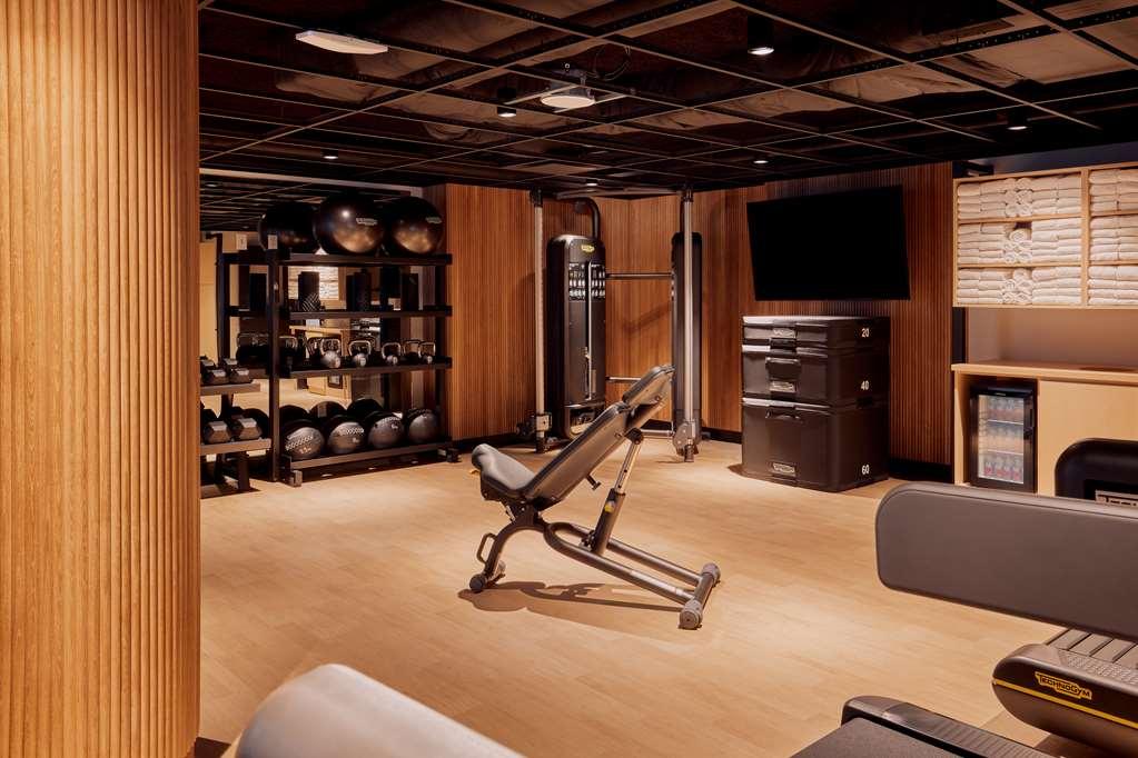 Hotel The Godfrey Curio Collection By Hilton