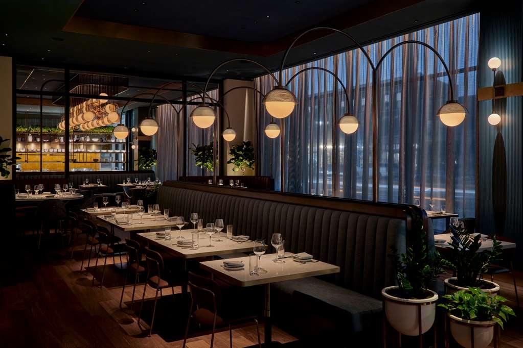 The Godfrey Curio Collection By Hilton * Detroit