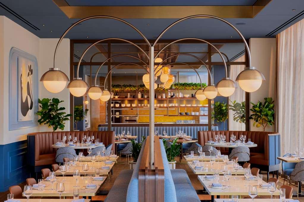 The Godfrey Curio Collection By Hilton Detroit